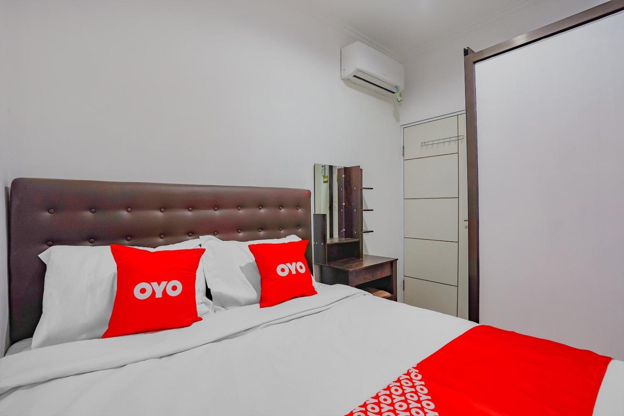 SPOT ON 90110 A1 Pakis Argosari Hotel Surabaya Kültér fotó
